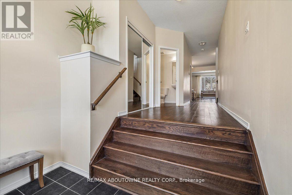 7608 Tupelo Crescent, Niagara Falls, Ontario  L2H 3S5 - Photo 12 - X12964330