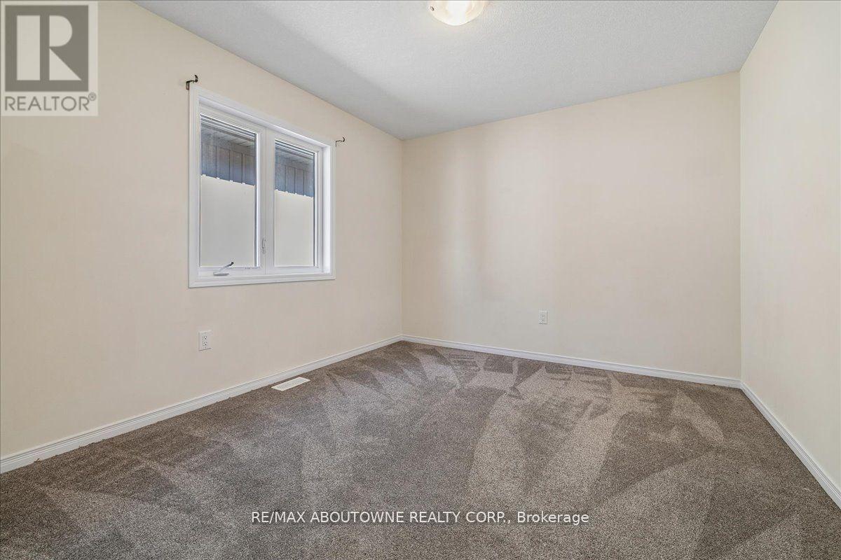 7608 Tupelo Crescent, Niagara Falls, Ontario  L2H 3S5 - Photo 23 - X12964330