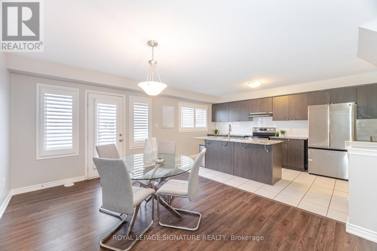 514 Goldenrod Lane, Kitchener, Ontario  N2R 0Y7 - Photo 11 - X12964366