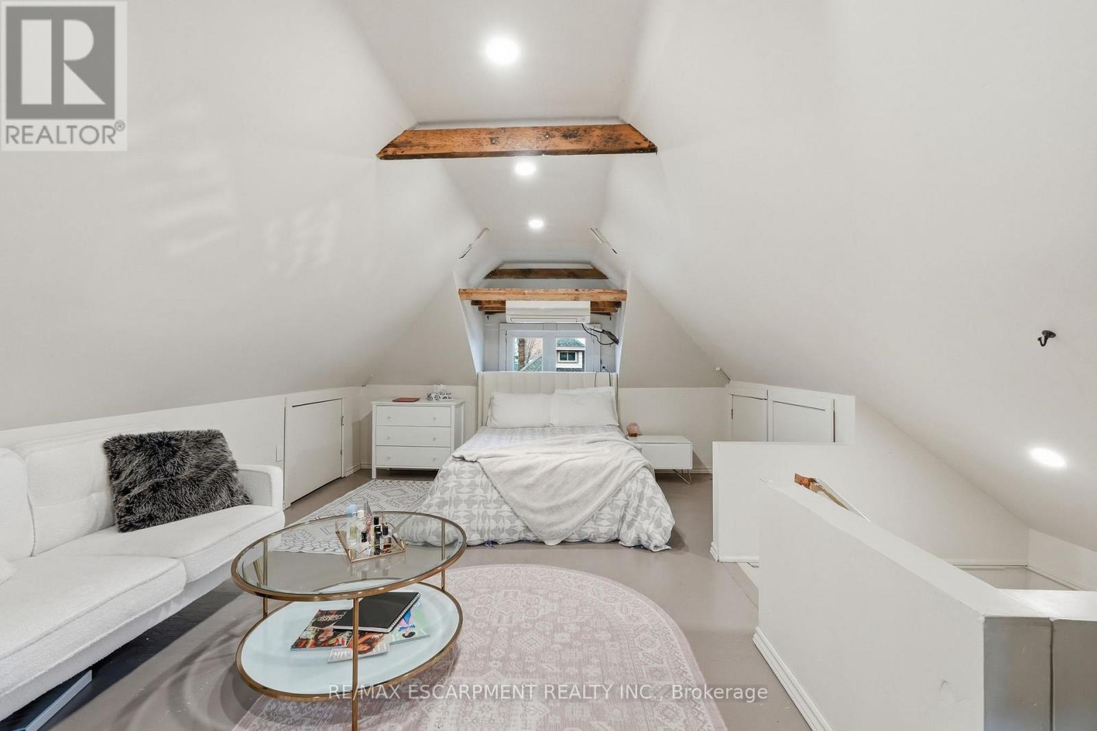 1 Rutherford Avenue, Hamilton, Ontario  L8M 1Y3 - Photo 29 - X12964374