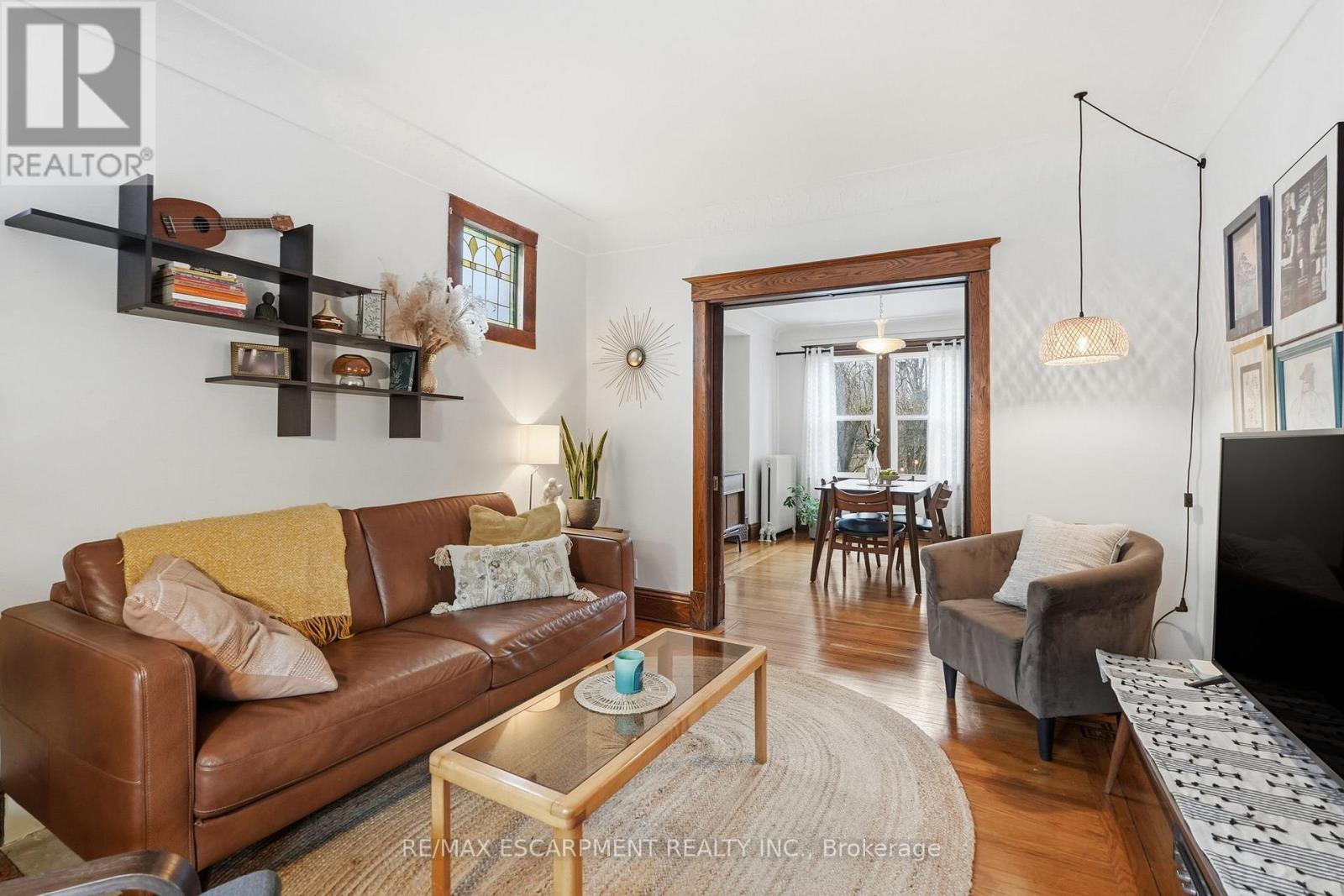 1 Rutherford Avenue, Hamilton, Ontario  L8M 1Y3 - Photo 3 - X12964374