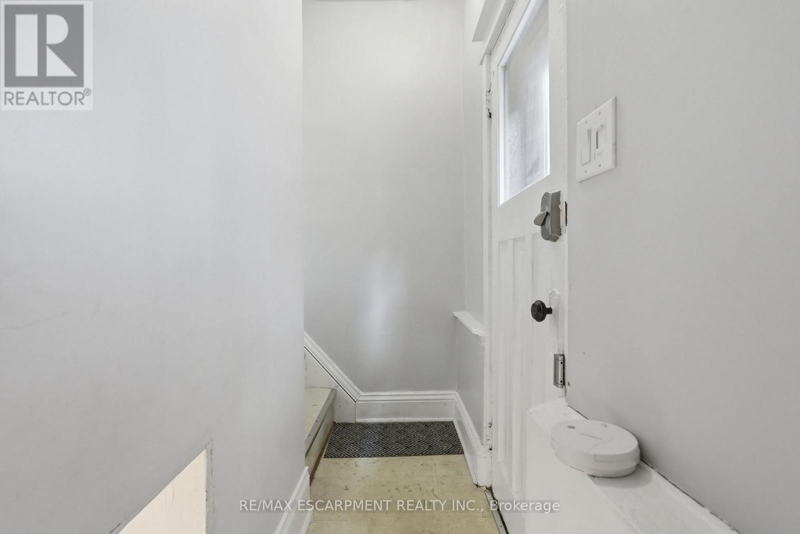 1 Rutherford Avenue, Hamilton, Ontario  L8M 1Y3 - Photo 30 - X12964374