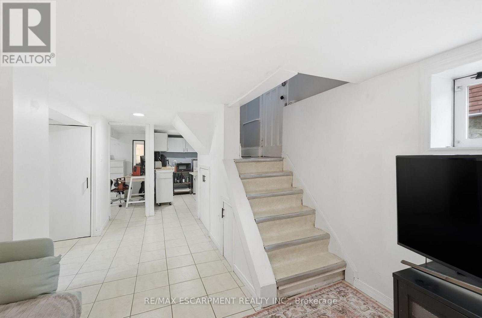 1 Rutherford Avenue, Hamilton, Ontario  L8M 1Y3 - Photo 31 - X12964374