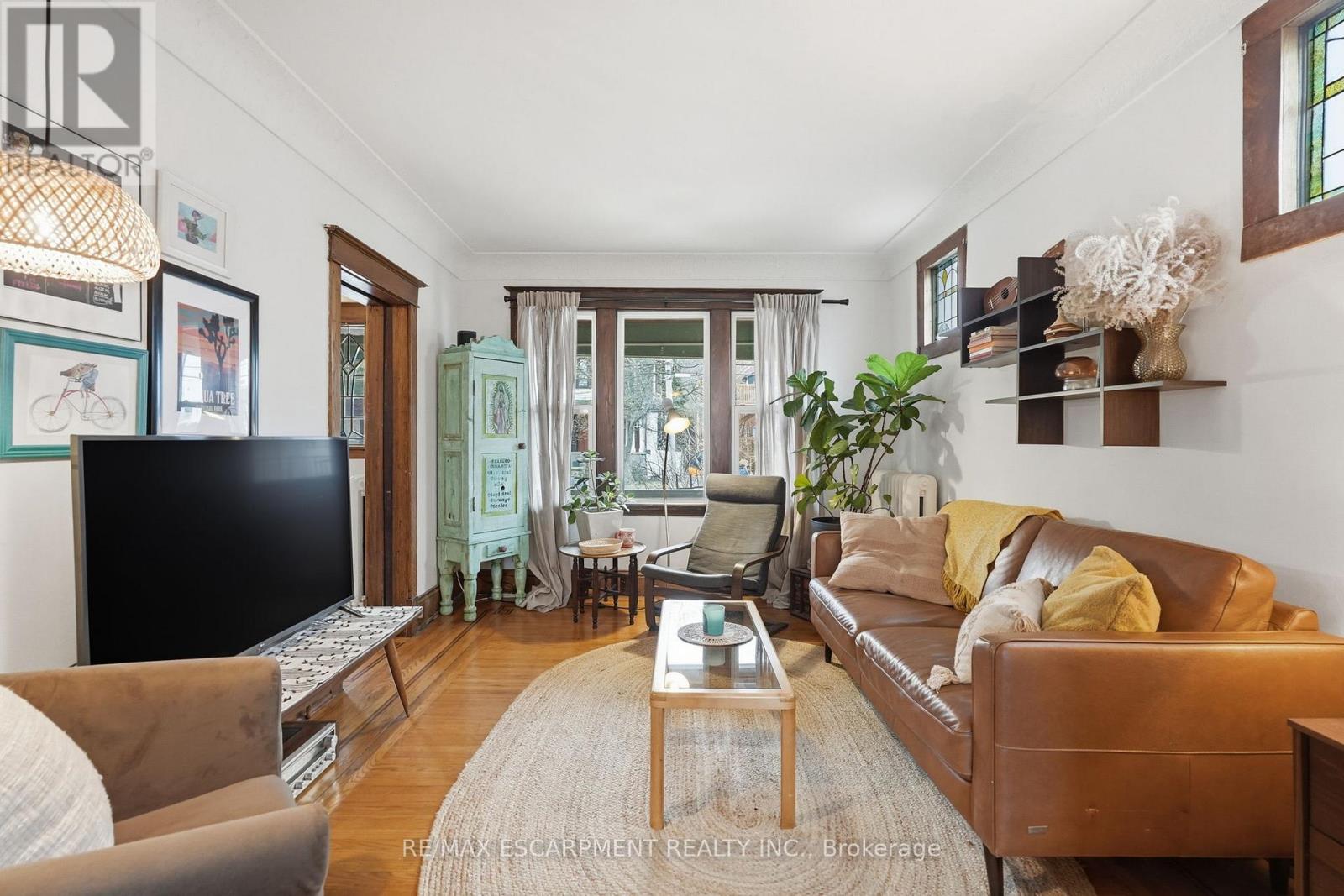 1 Rutherford Avenue, Hamilton, Ontario  L8M 1Y3 - Photo 5 - X12964374