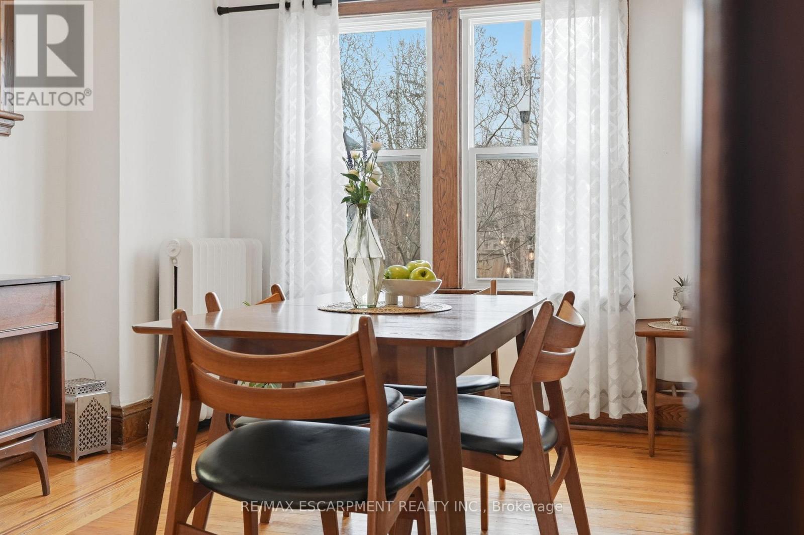 1 Rutherford Avenue, Hamilton, Ontario  L8M 1Y3 - Photo 7 - X12964374