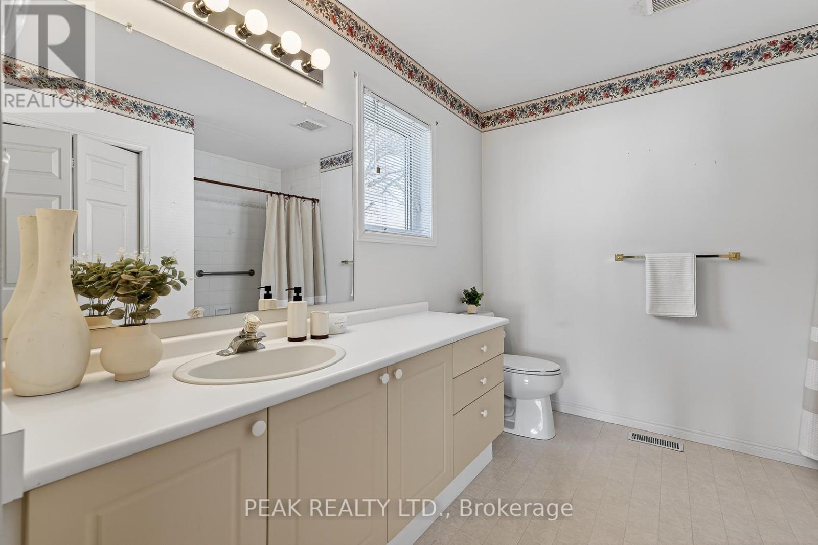 39 Summit Crescent, Wilmot, Ontario  N3A 2G4 - Photo 13 - X12964394