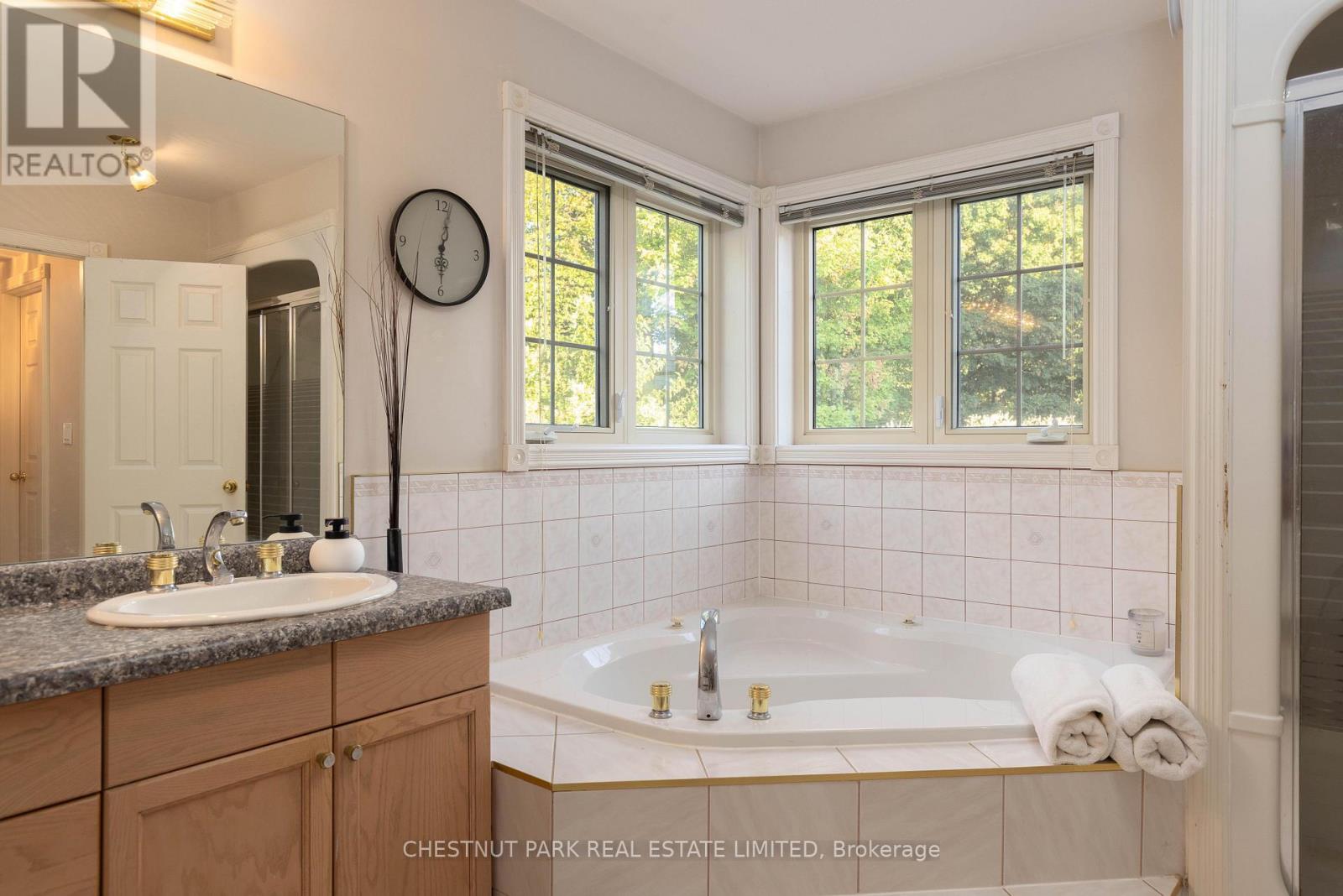 81 Francis Creek Boulevard, St. Catharines, Ontario  L2W 1B3 - Photo 23 - X12964480