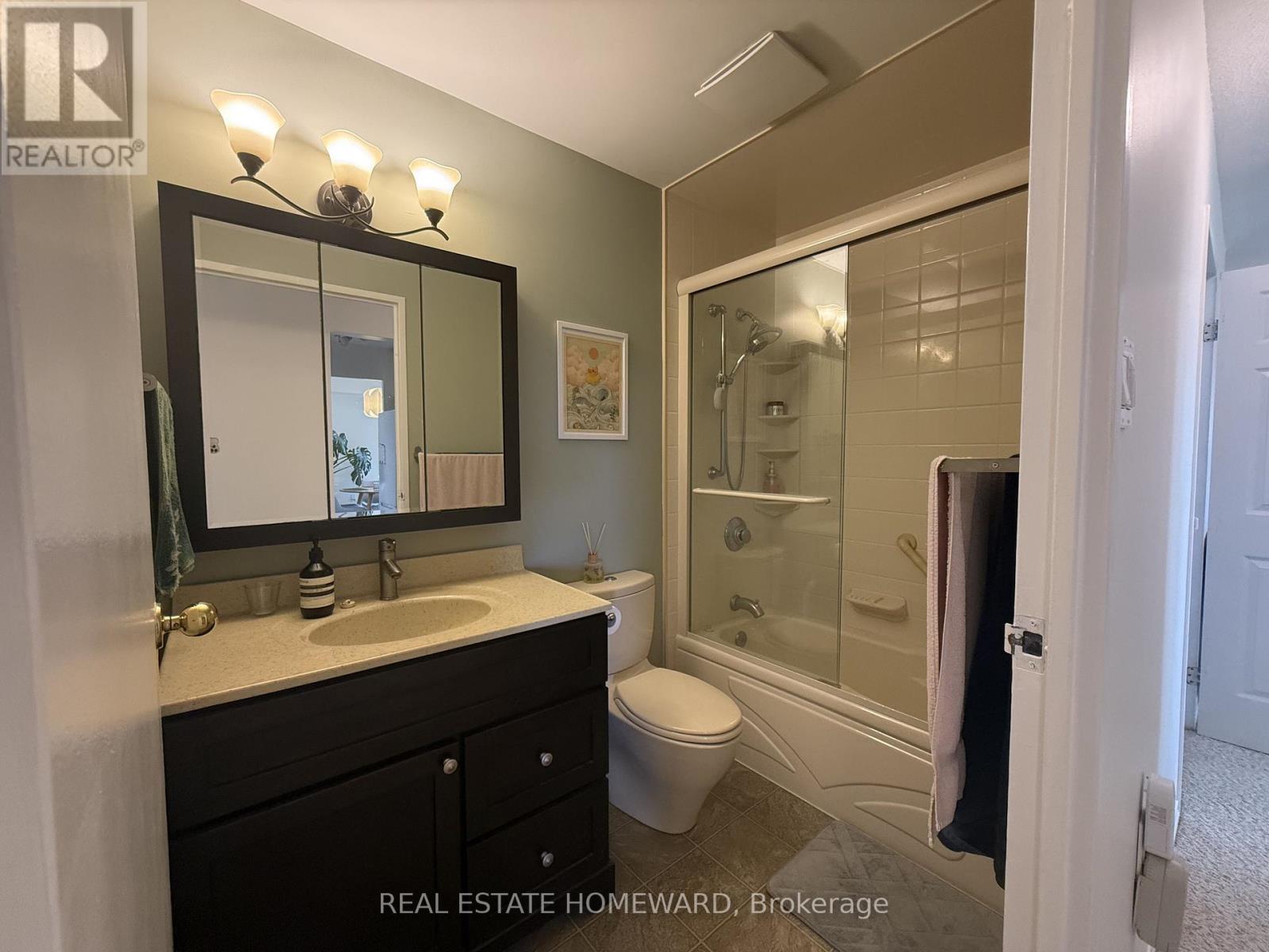 Photo 6 of 15 for 1505 - 860 Commissioners Road E