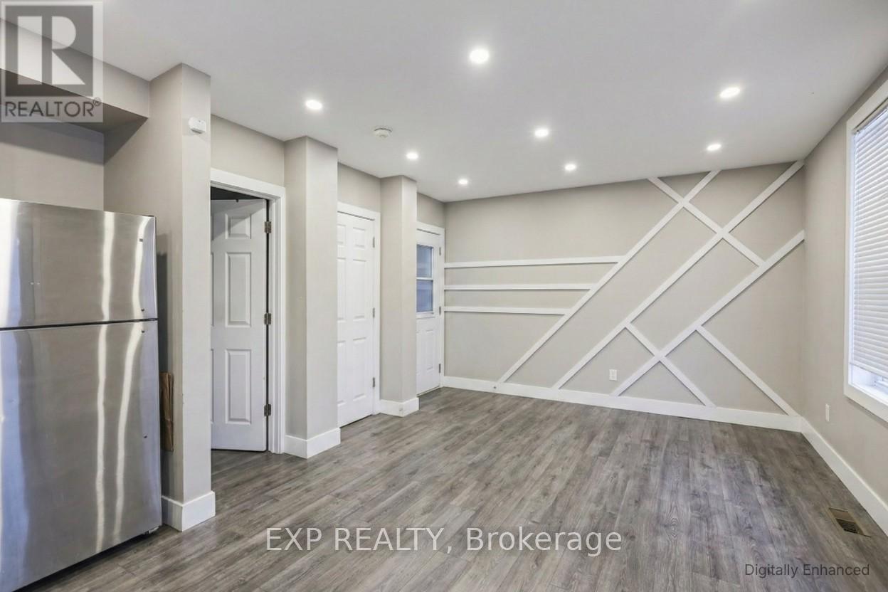 27 Ashley Street, Hamilton, Ontario  L8L 5S5 - Photo 7 - X12964568