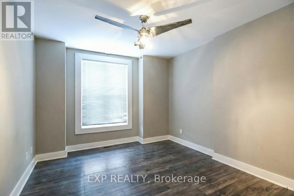 27 Ashley Street, Hamilton, Ontario  L8L 5S5 - Photo 8 - X12964568