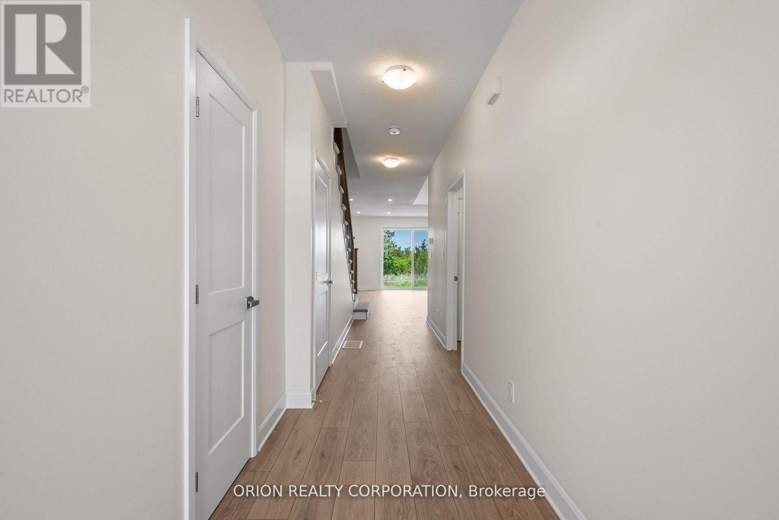 414 Buckthorn Drive, Kingston, Ontario  K7P 0V6 - Photo 2 - X12964574