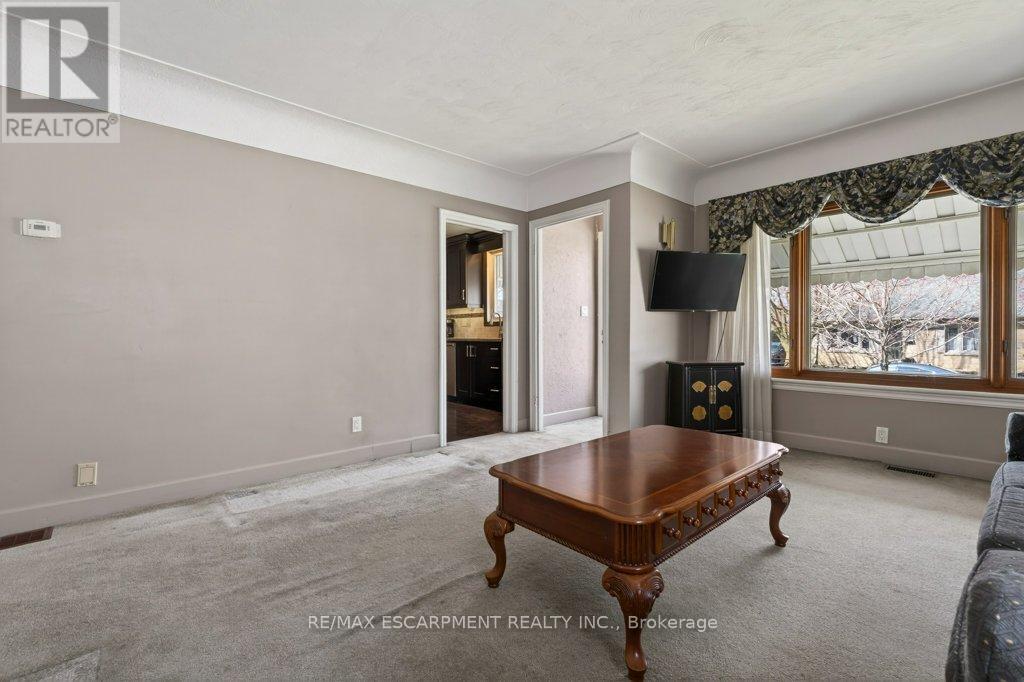 69 West 4th Street, Hamilton, Ontario  L9C 3M6 - Photo 16 - X12964606