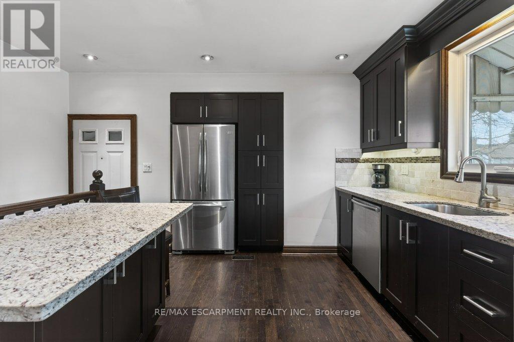 69 West 4th Street, Hamilton, Ontario  L9C 3M6 - Photo 22 - X12964606