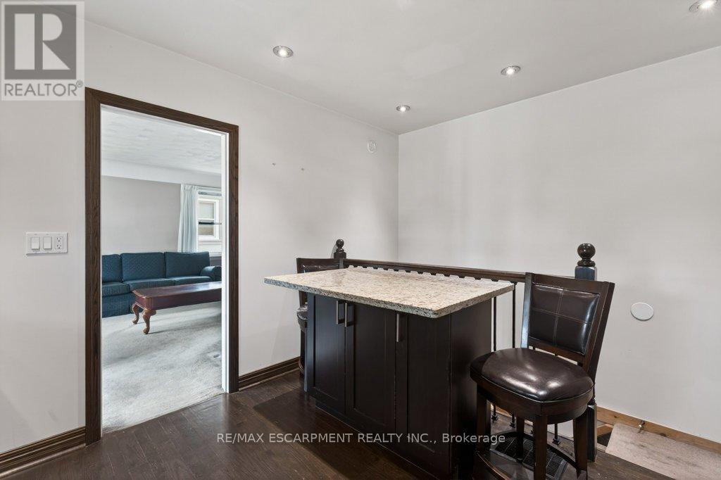 69 West 4th Street, Hamilton, Ontario  L9C 3M6 - Photo 26 - X12964606