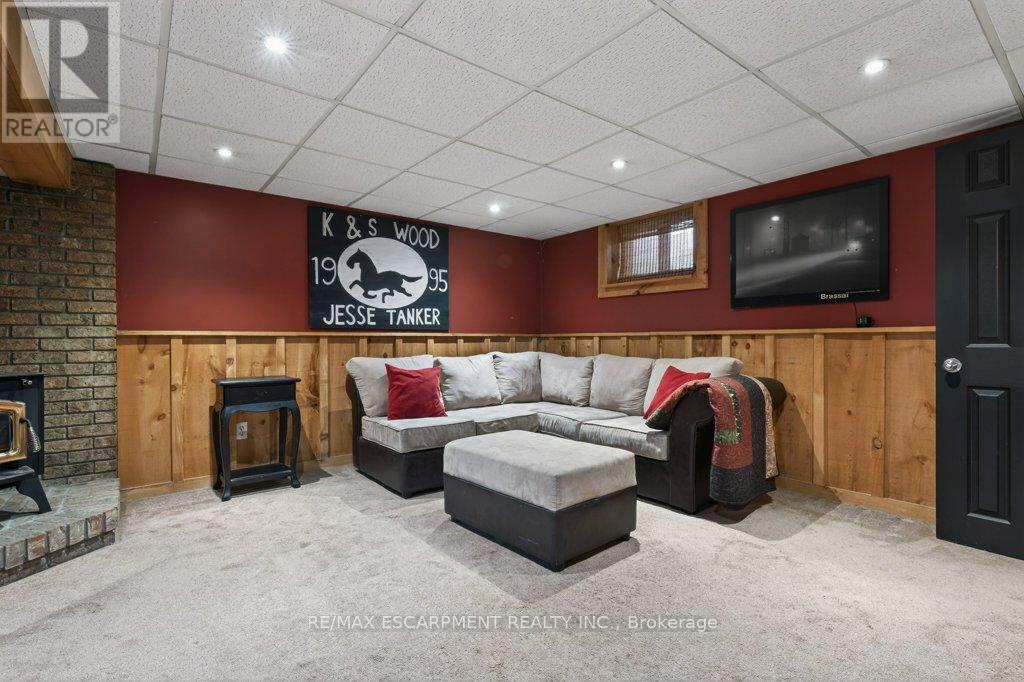 69 West 4th Street, Hamilton, Ontario  L9C 3M6 - Photo 29 - X12964606