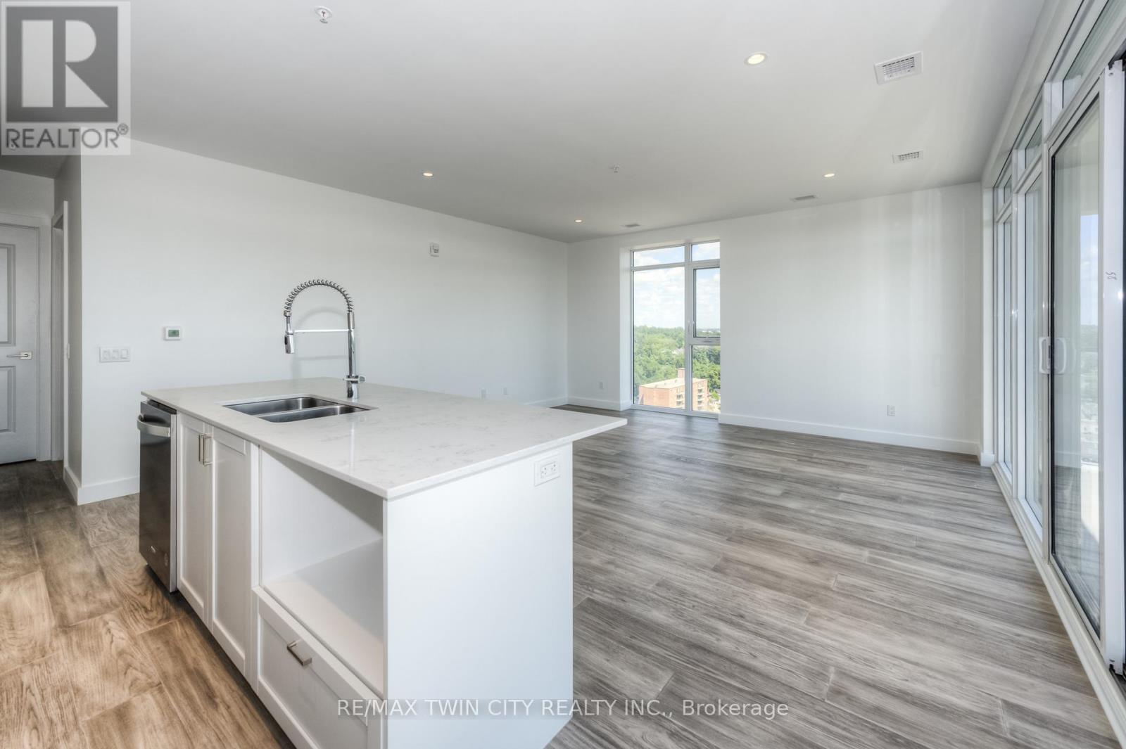 1413 - 50 Grand Avenue S, Cambridge, Ontario  N1S 2L8 - Photo 10 - X12964628