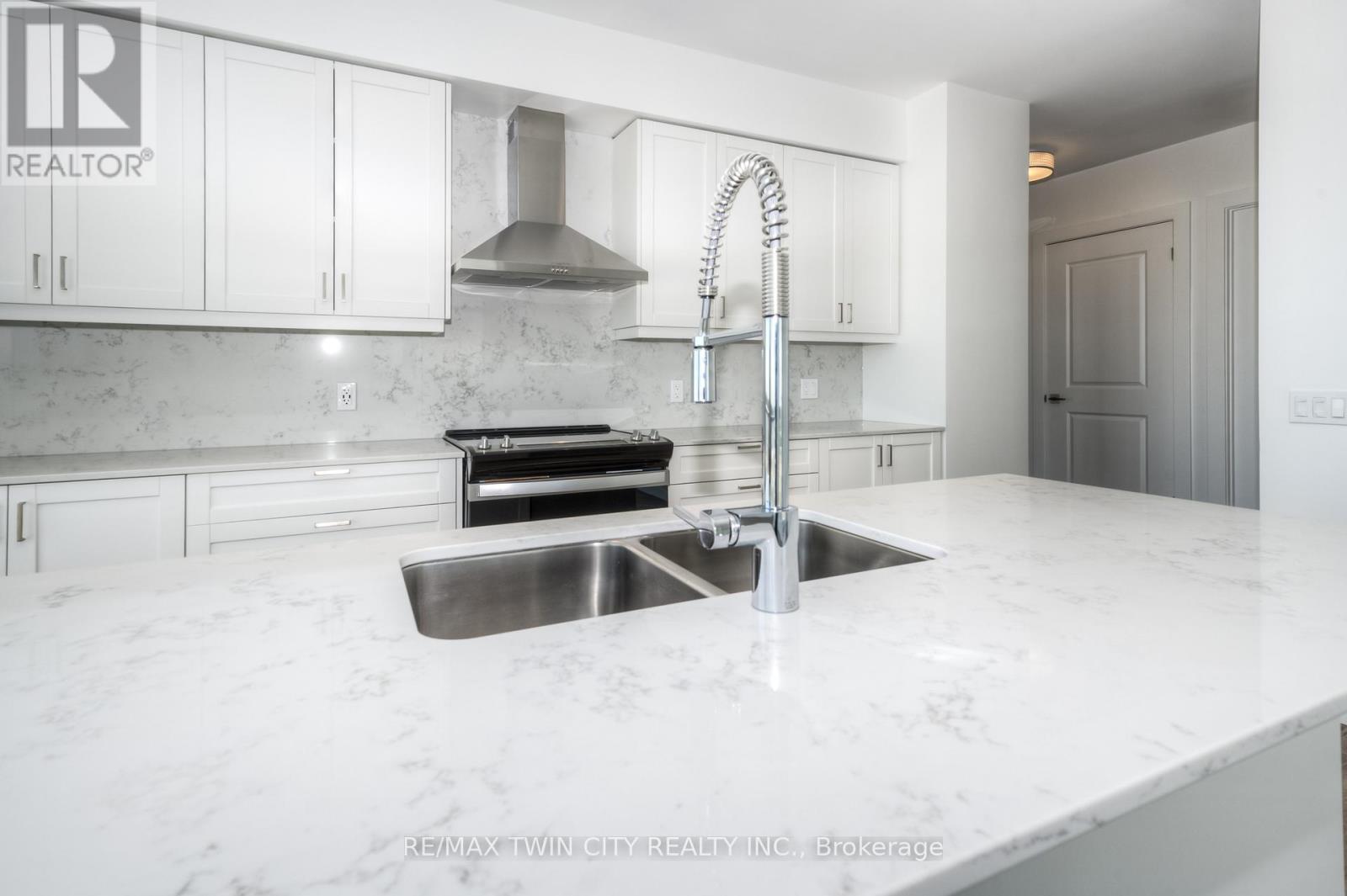 1413 - 50 Grand Avenue S, Cambridge, Ontario  N1S 2L8 - Photo 12 - X12964628