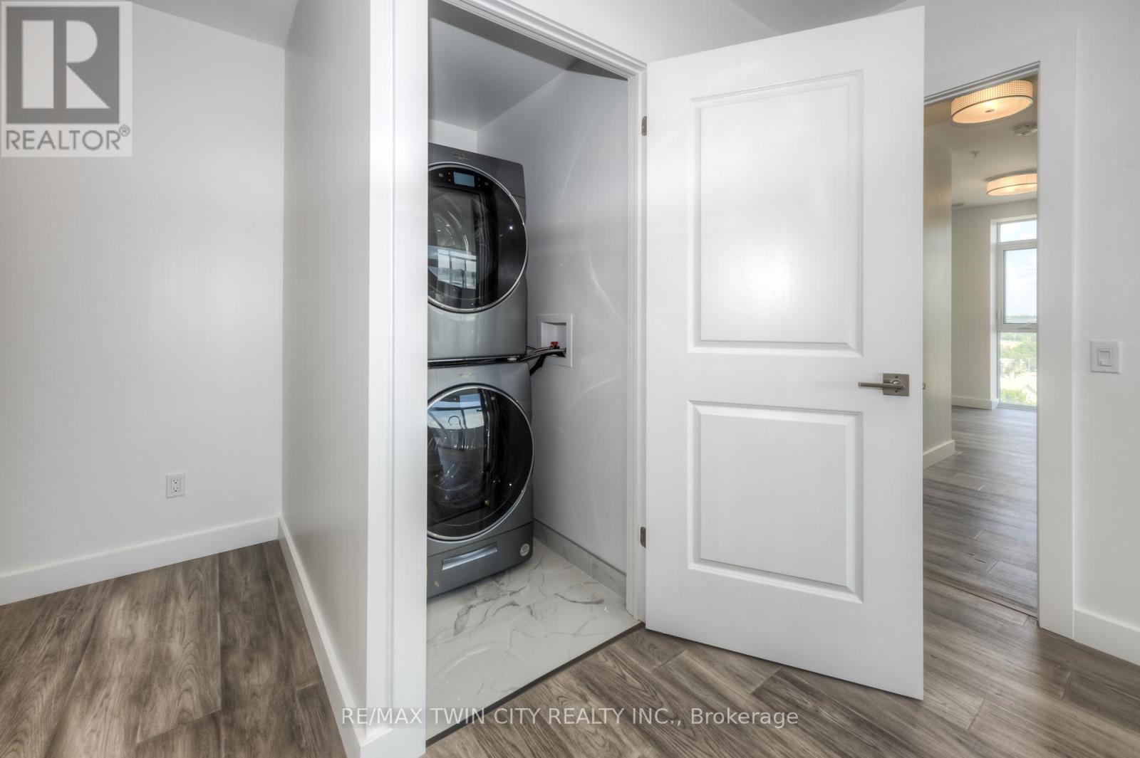 1413 - 50 Grand Avenue S, Cambridge, Ontario  N1S 2L8 - Photo 13 - X12964628