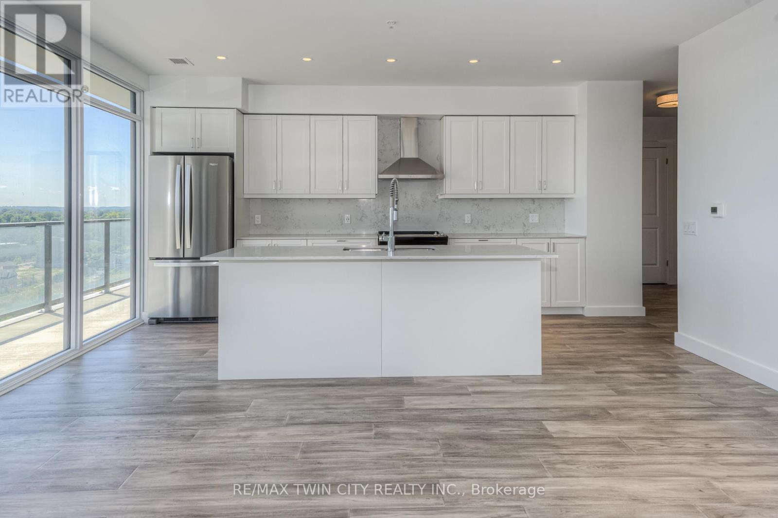 1413 - 50 Grand Avenue S, Cambridge, Ontario  N1S 2L8 - Photo 6 - X12964628