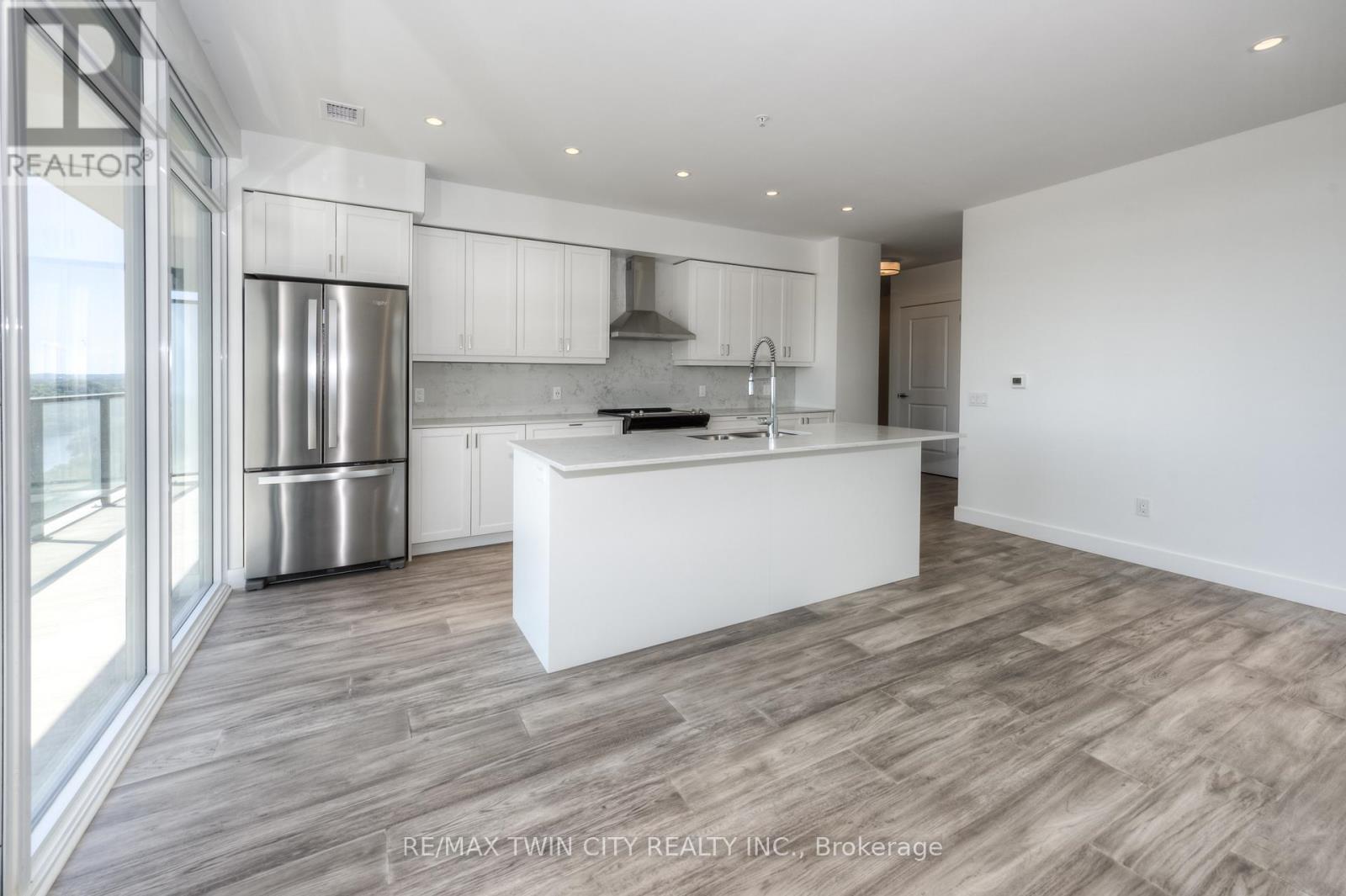 1413 - 50 Grand Avenue S, Cambridge, Ontario  N1S 2L8 - Photo 7 - X12964628