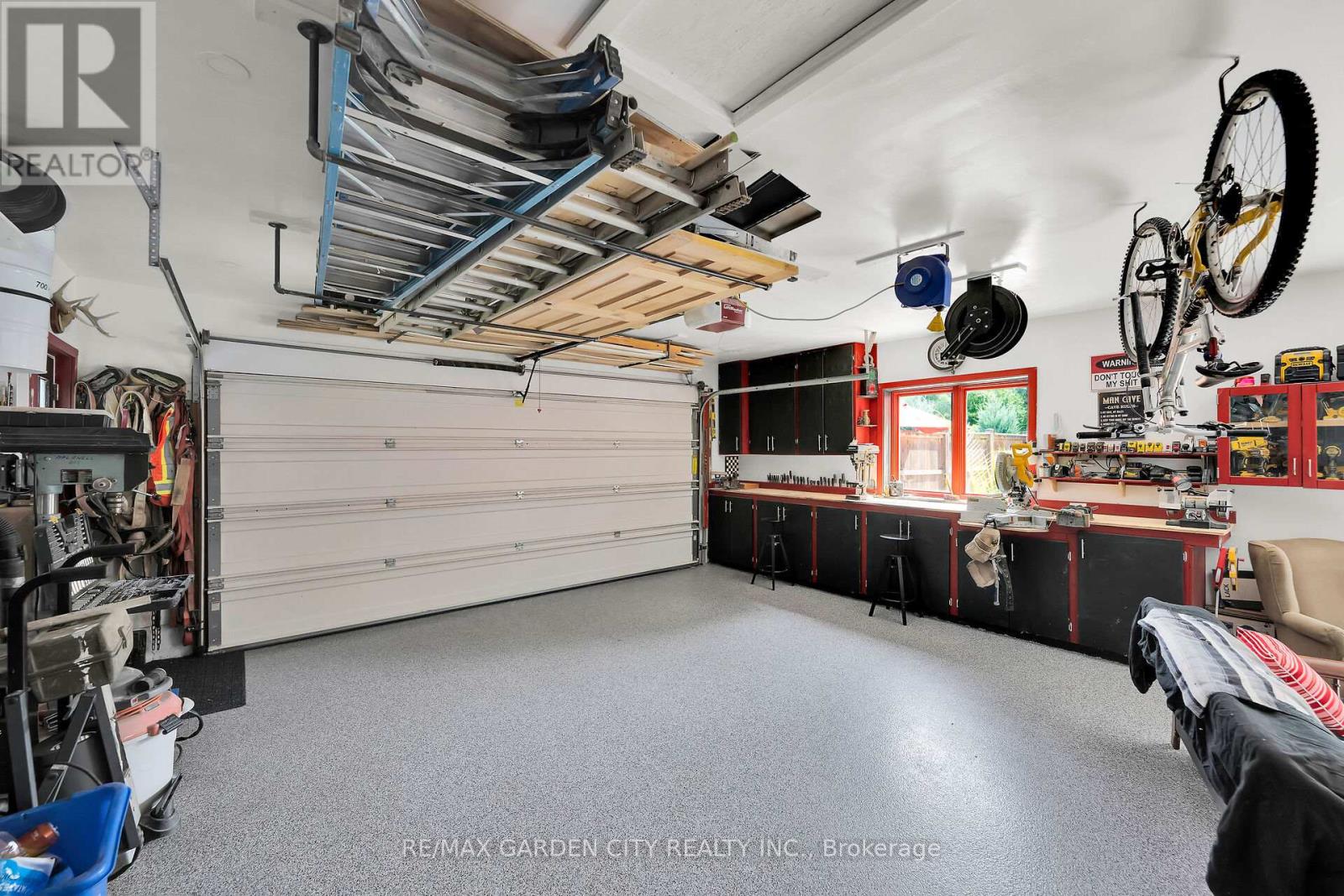 8 Bendamere Drive, Grimsby, Ontario  L3M 2N3 - Photo 25 - X12964662