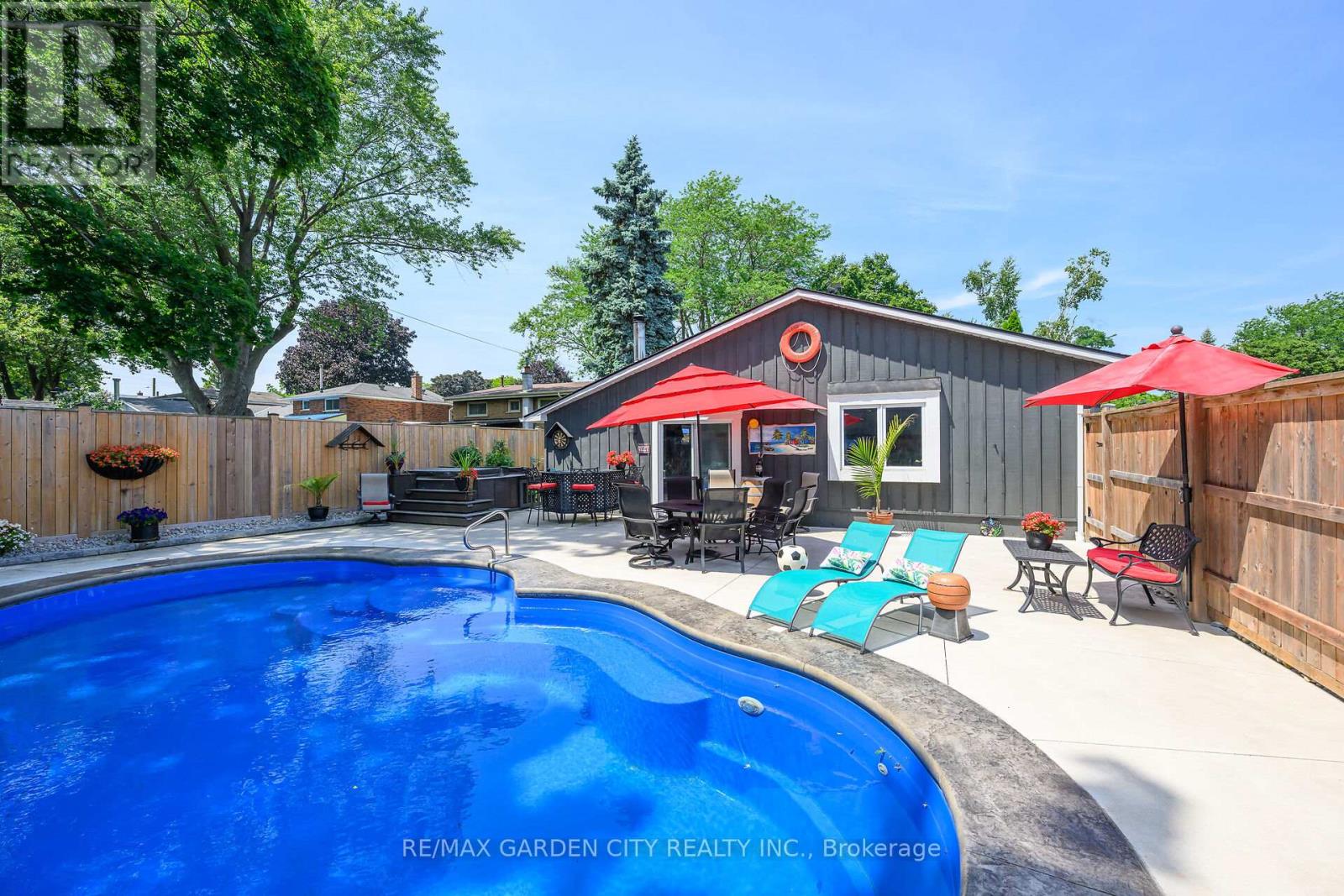 8 Bendamere Drive, Grimsby, Ontario  L3M 2N3 - Photo 31 - X12964662