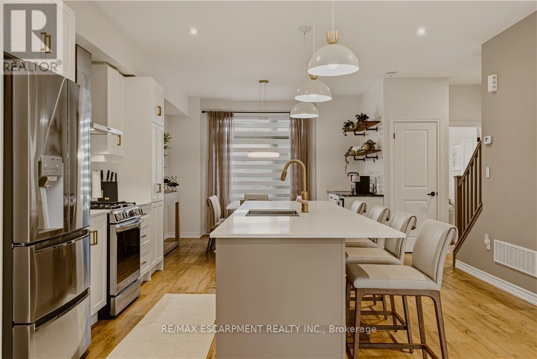 7 Cadwell Lane, Hamilton, Ontario  L9C 0E7 - Photo 18 - X12964666