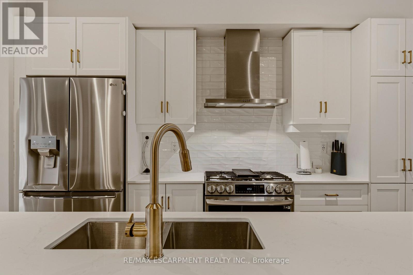 7 Cadwell Lane, Hamilton, Ontario  L9C 0E7 - Photo 22 - X12964666