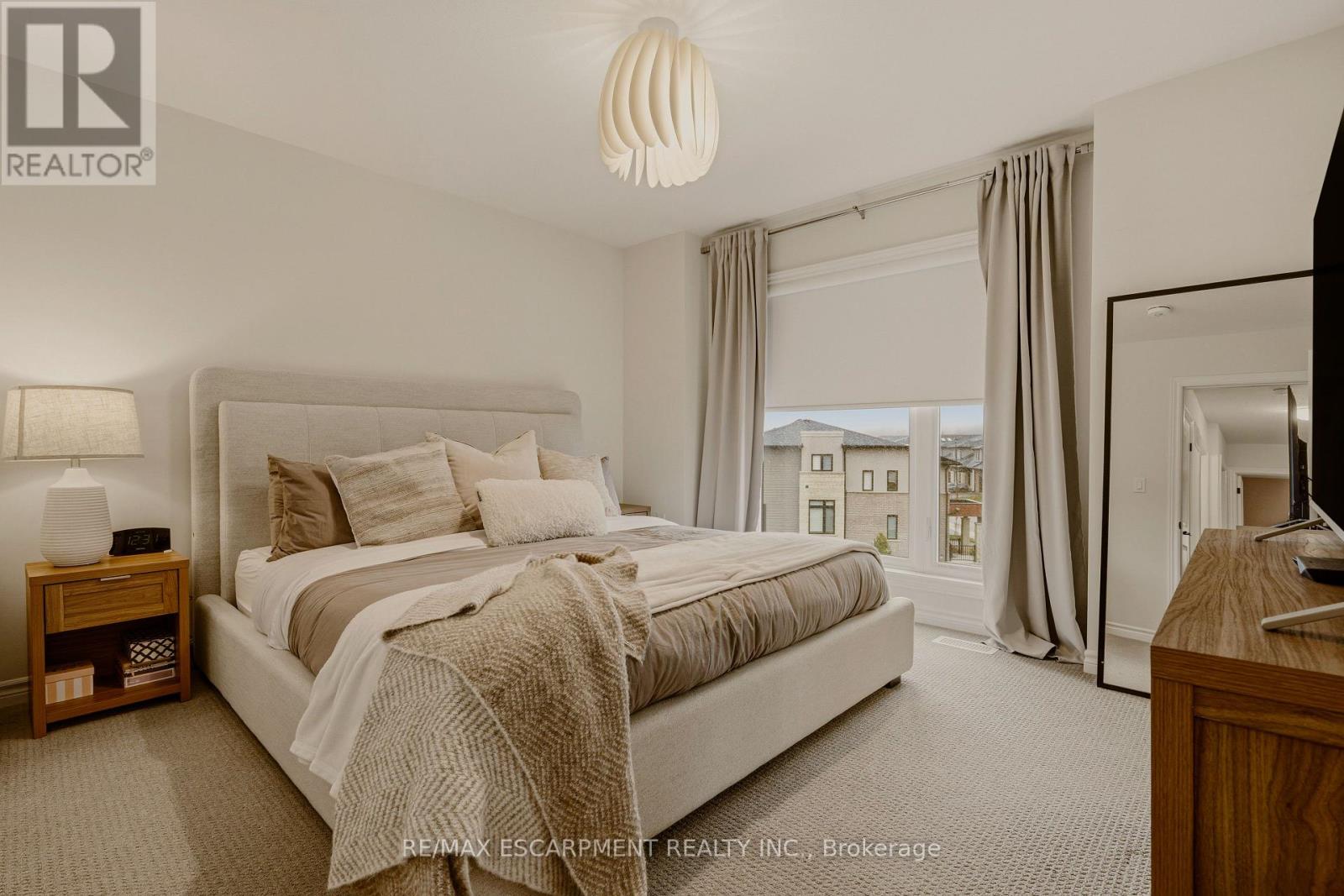 7 Cadwell Lane, Hamilton, Ontario  L9C 0E7 - Photo 32 - X12964666