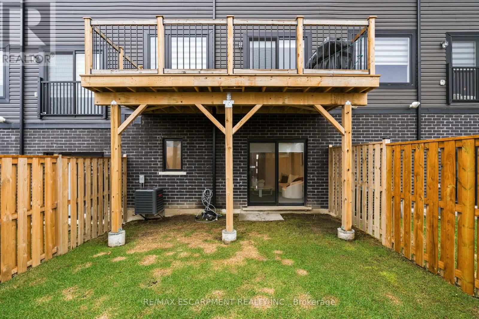 7 Cadwell Lane, Hamilton, Ontario  L9C 0E7 - Photo 44 - X12964666