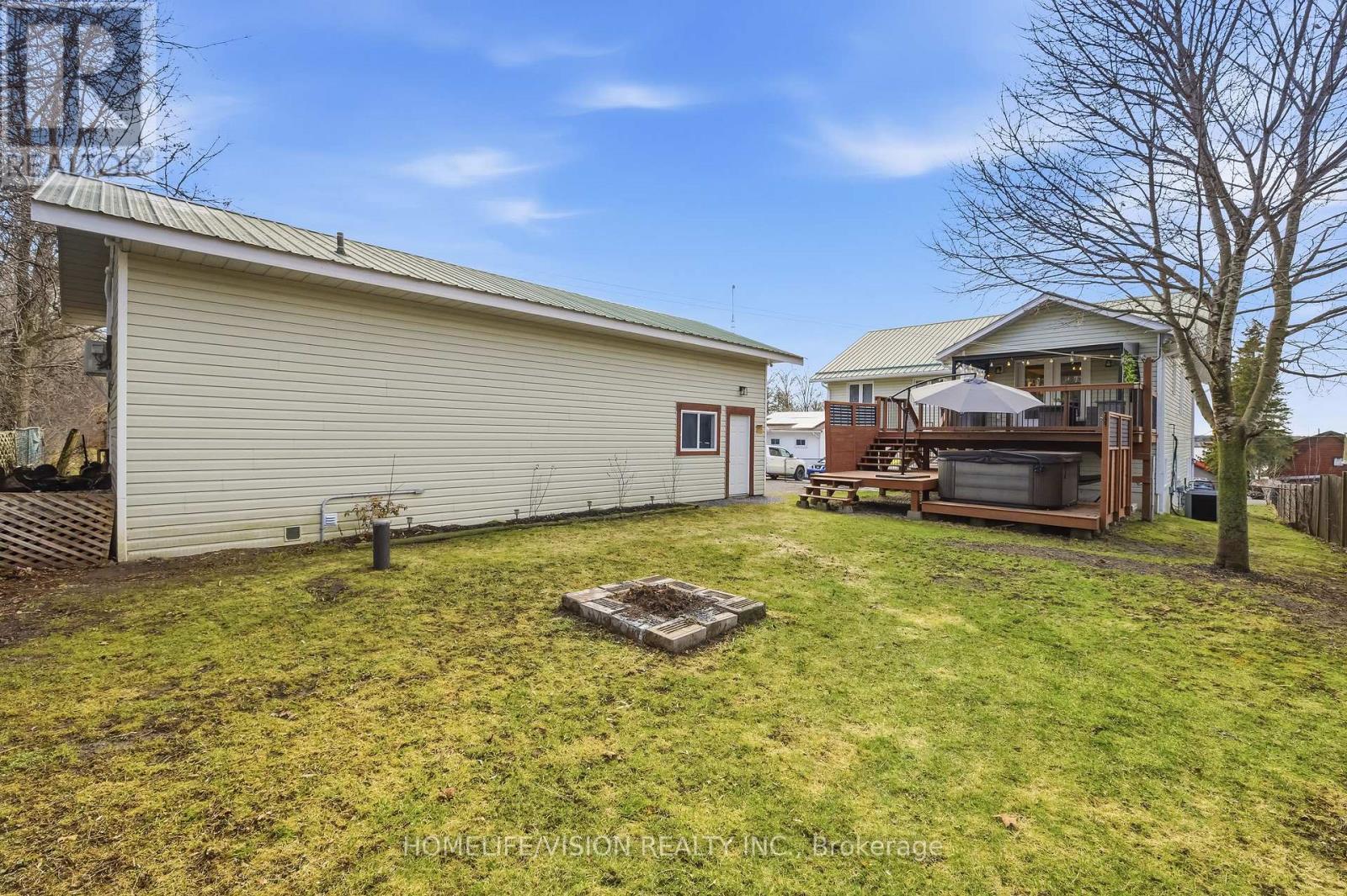 40 Mcgill Drive, Kawartha Lakes, Ontario  L0B 1K0 - Photo 41 - X12964676