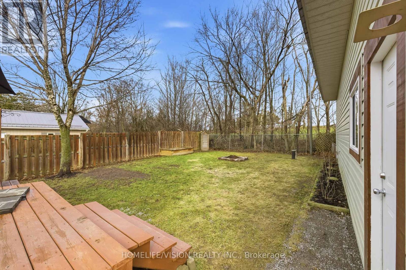 40 Mcgill Drive, Kawartha Lakes, Ontario  L0B 1K0 - Photo 42 - X12964676