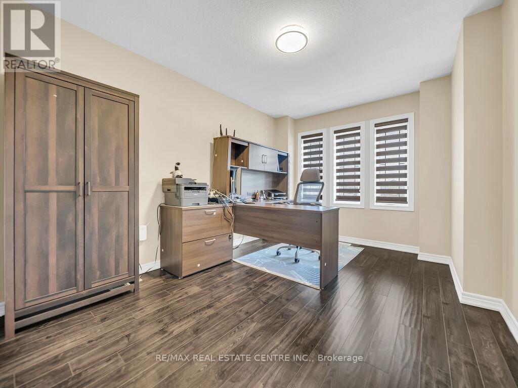 3 Mccann Street, Guelph (Kortright East), Ontario  N1G 0A8 - Photo 32 - X12964722