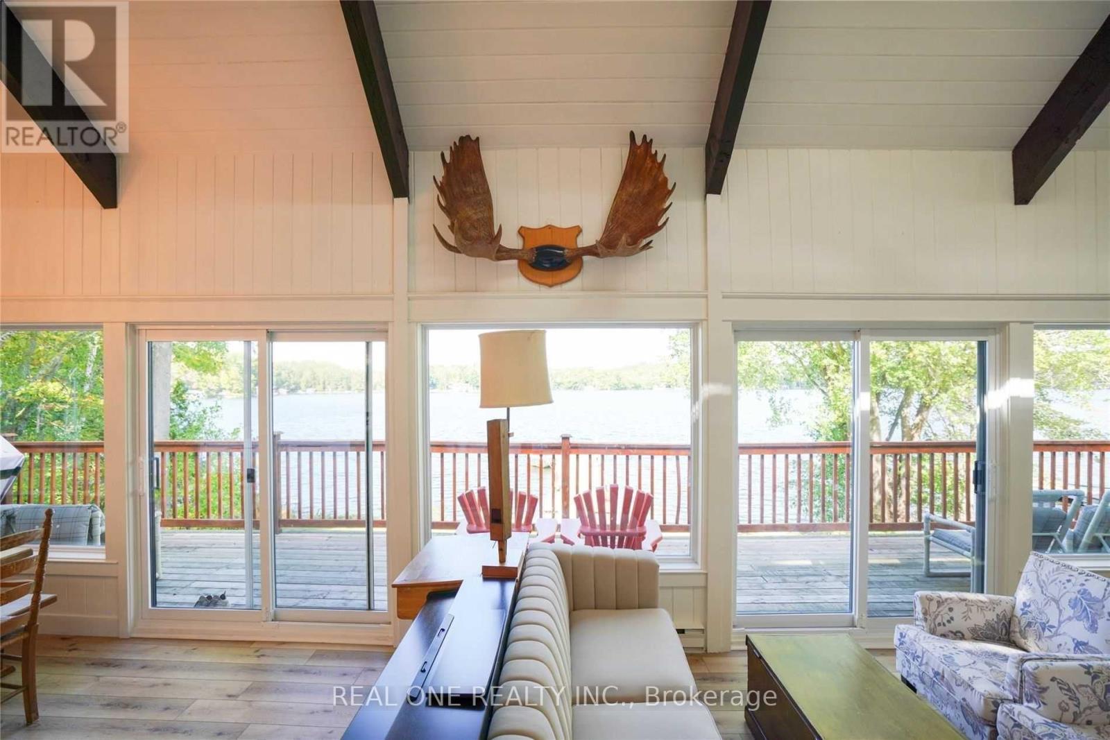 1 Muskoka Estates Road, Muskoka Lakes, Ontario  P0B 1J0 - Photo 10 - X12964734