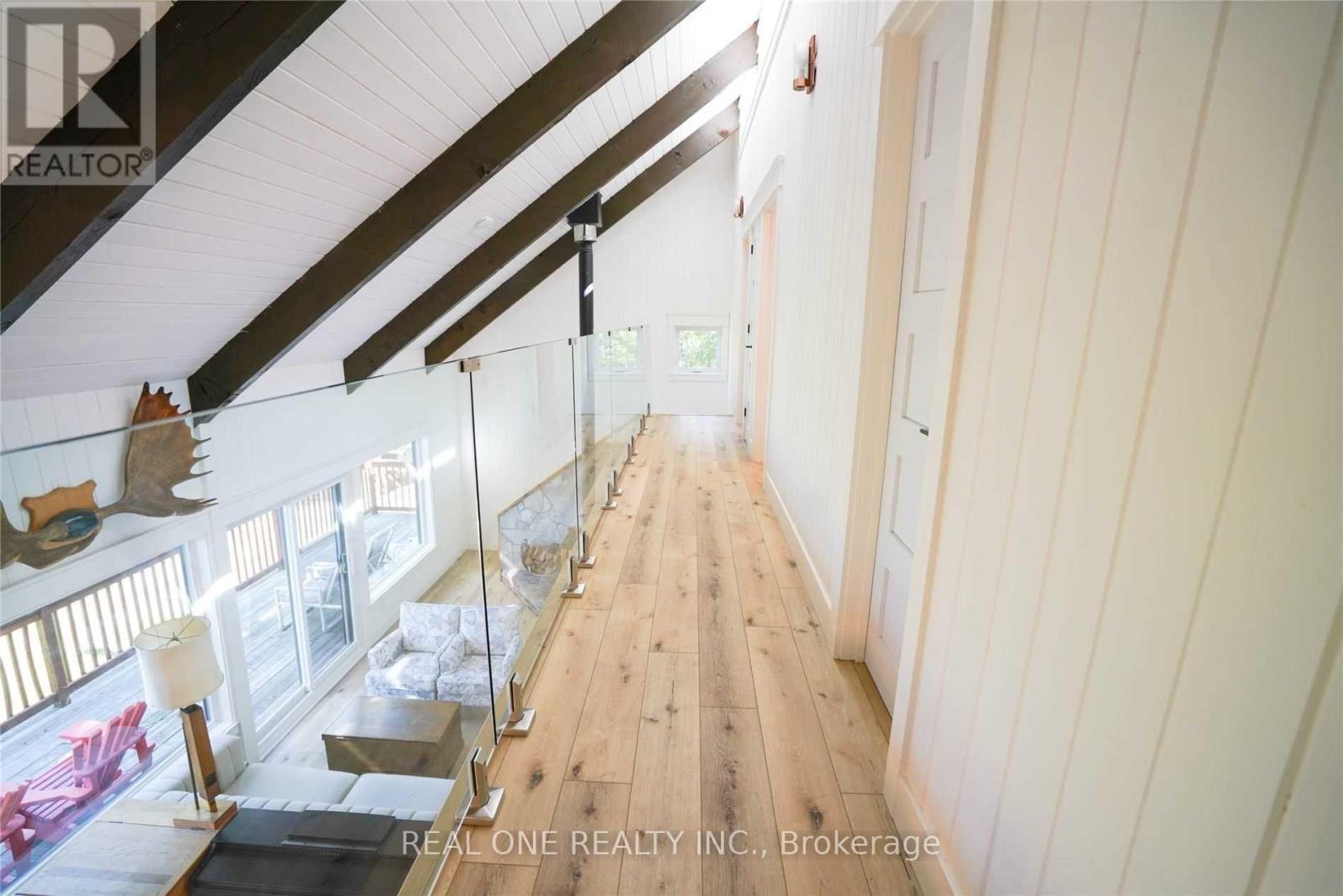 1 Muskoka Estates Road, Muskoka Lakes, Ontario  P0B 1J0 - Photo 11 - X12964734