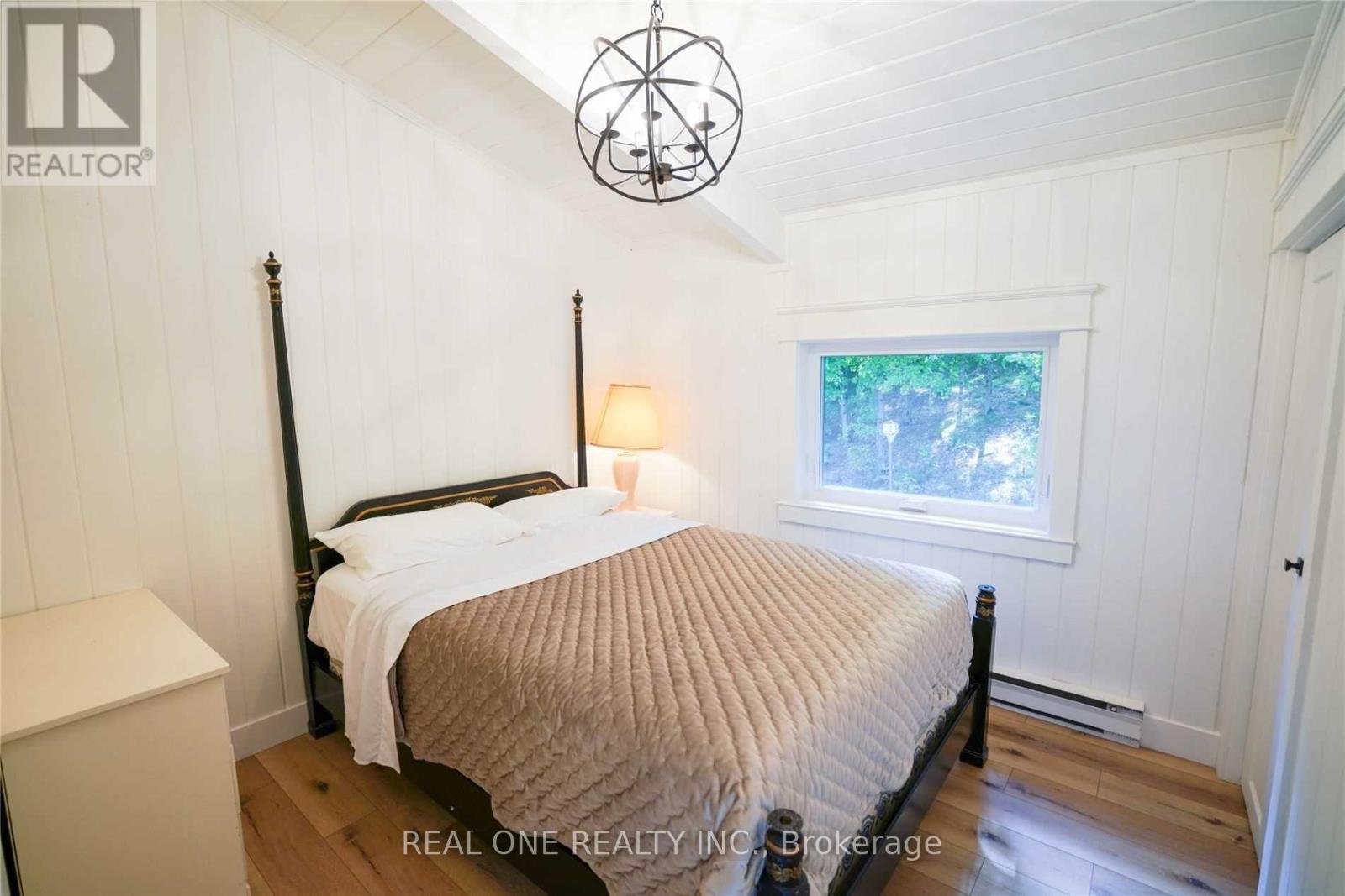 1 Muskoka Estates Road, Muskoka Lakes, Ontario  P0B 1J0 - Photo 14 - X12964734