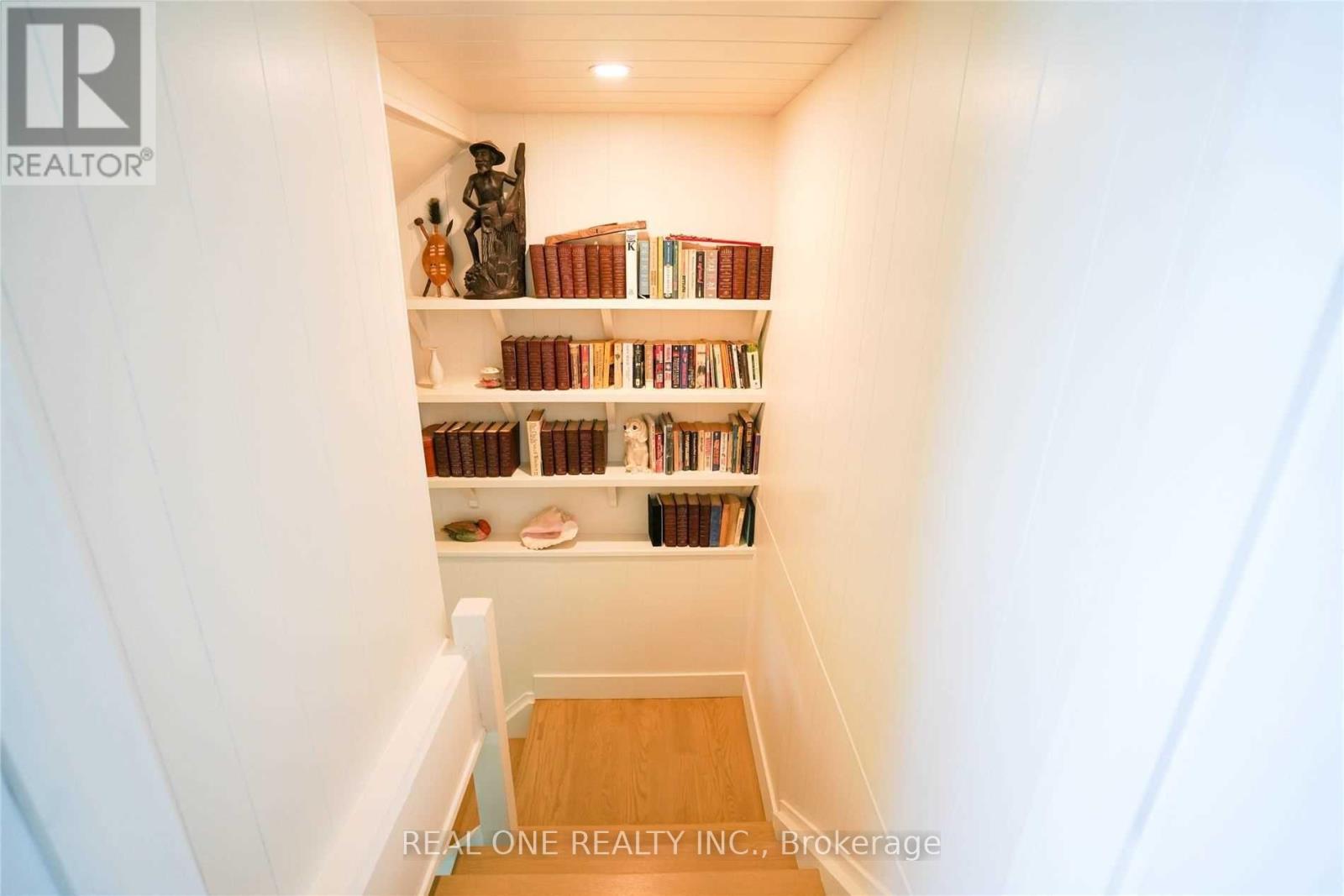 1 Muskoka Estates Road, Muskoka Lakes, Ontario  P0B 1J0 - Photo 18 - X12964734