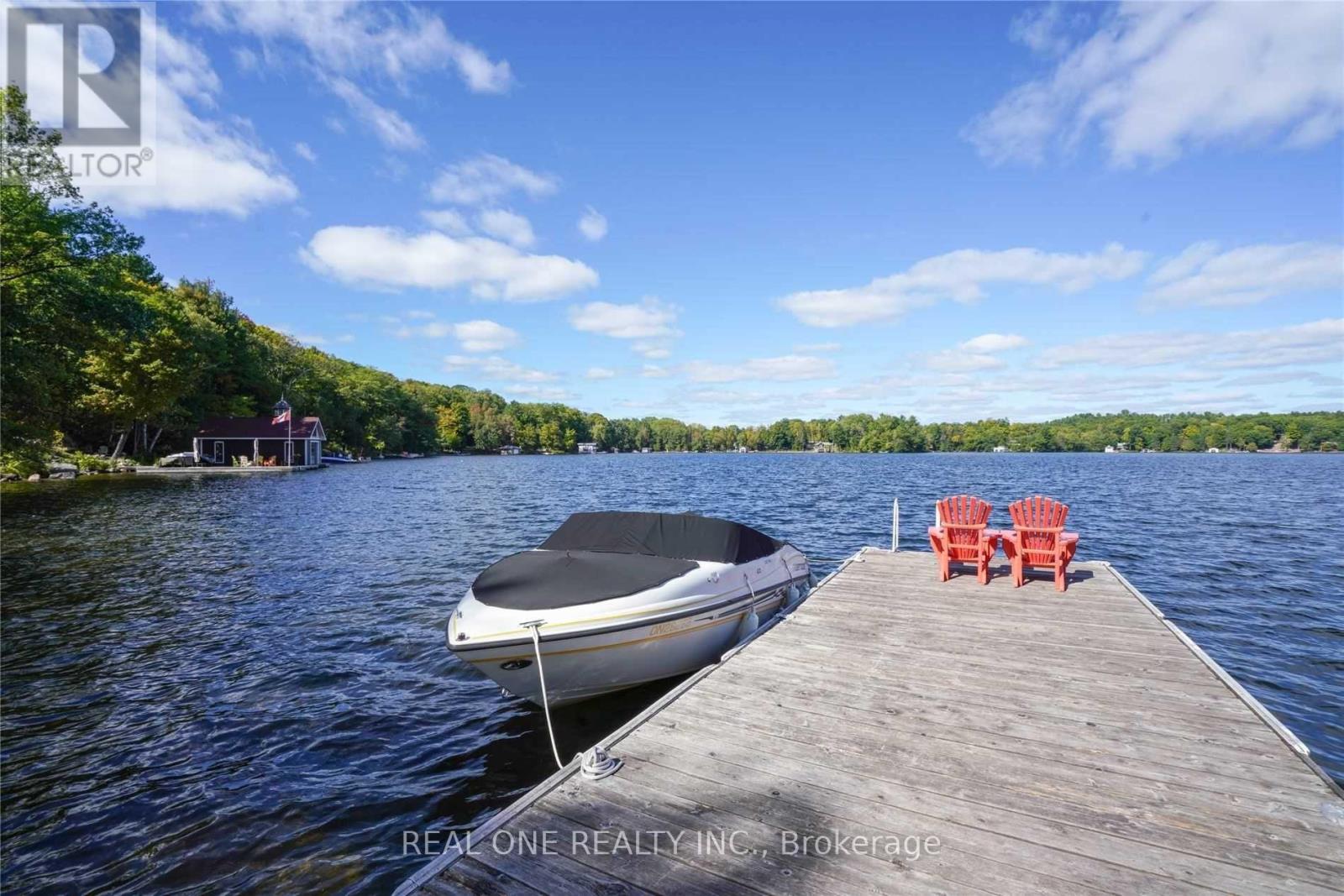 1 Muskoka Estates Road, Muskoka Lakes, Ontario  P0B 1J0 - Photo 22 - X12964734