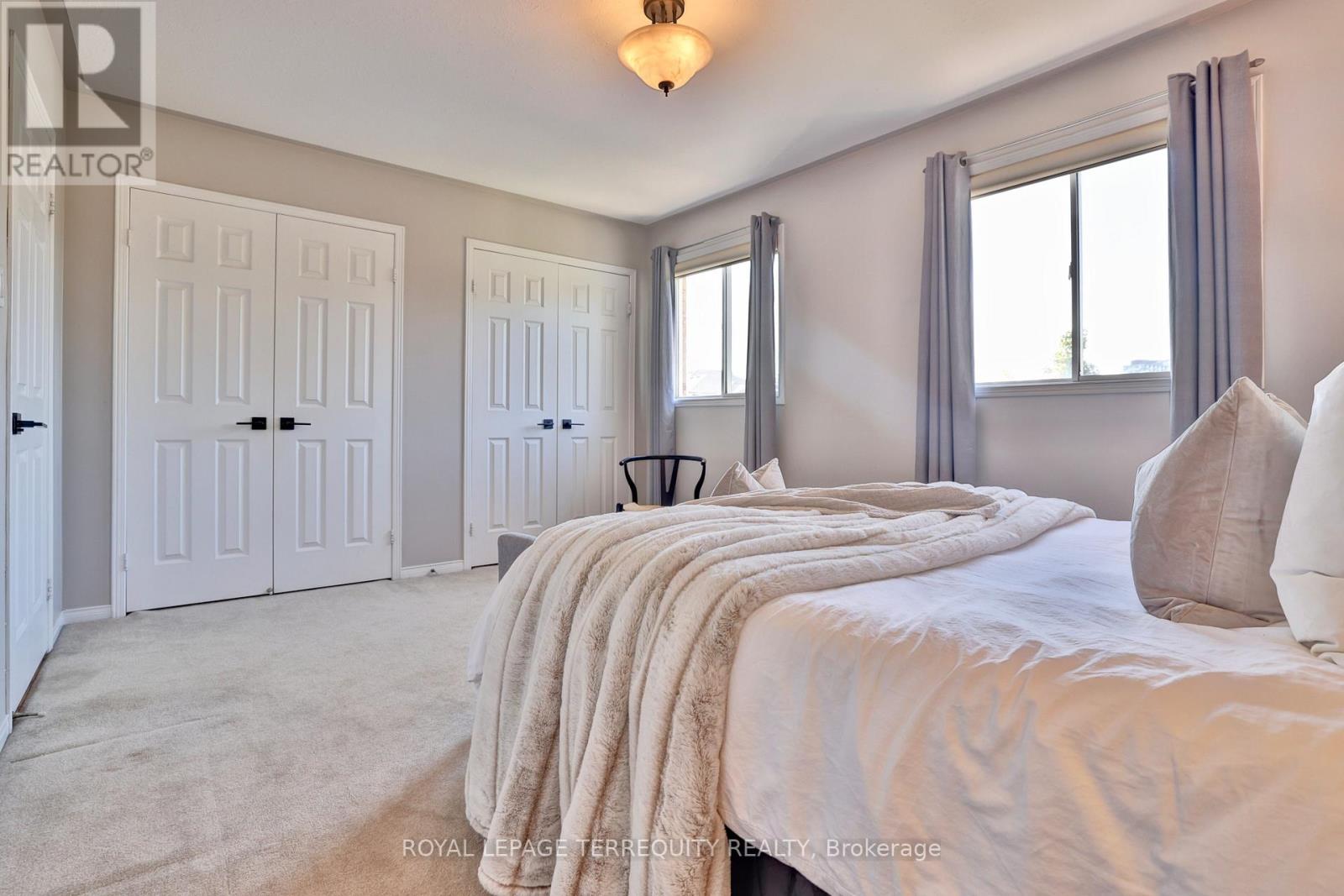 369 Rosegate Way, Oakville (Wc Wedgewood Creek), Ontario  L6H 6K1 - Photo 17 - W12961558