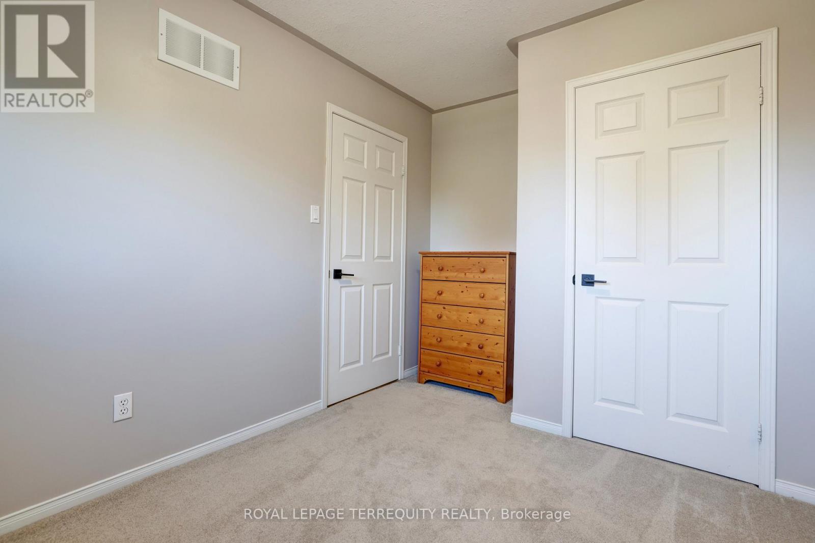 369 Rosegate Way, Oakville (Wc Wedgewood Creek), Ontario  L6H 6K1 - Photo 22 - W12961558