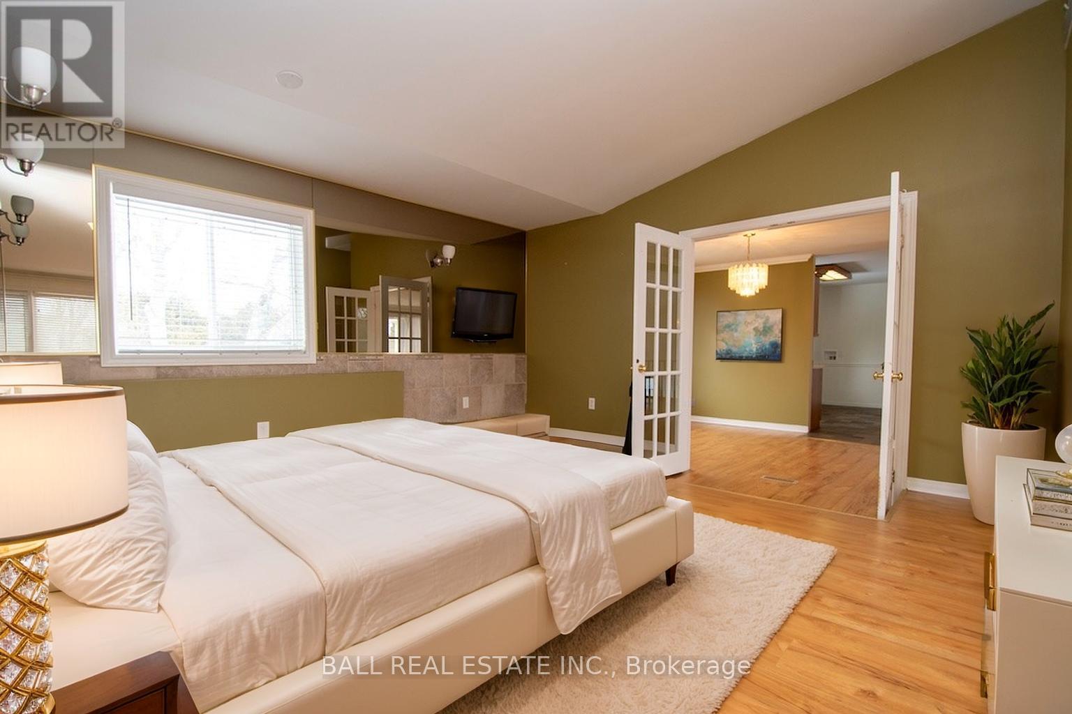 1684 Sherbrooke Street, Peterborough, Ontario  K9J 6X4 - Photo 42 - X12434530