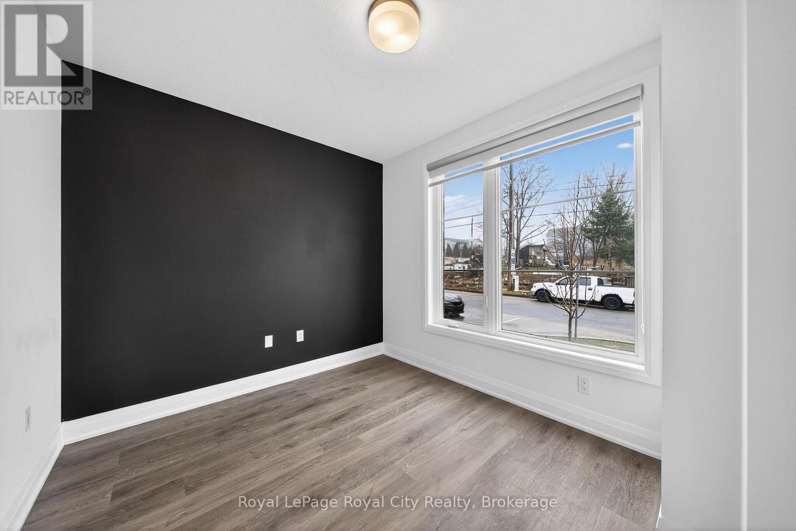 1 - 150 Huron Street, Guelph (St. Patrick's Ward), Ontario  N1G 4Y1 - Photo 6 - X12964746