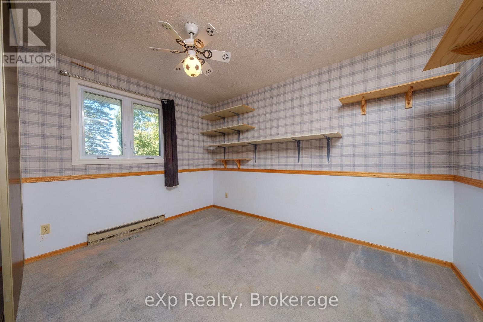 526 Thede Drive, Saugeen Shores, Ontario N0H 2C4 - Photo 16 - X12964894