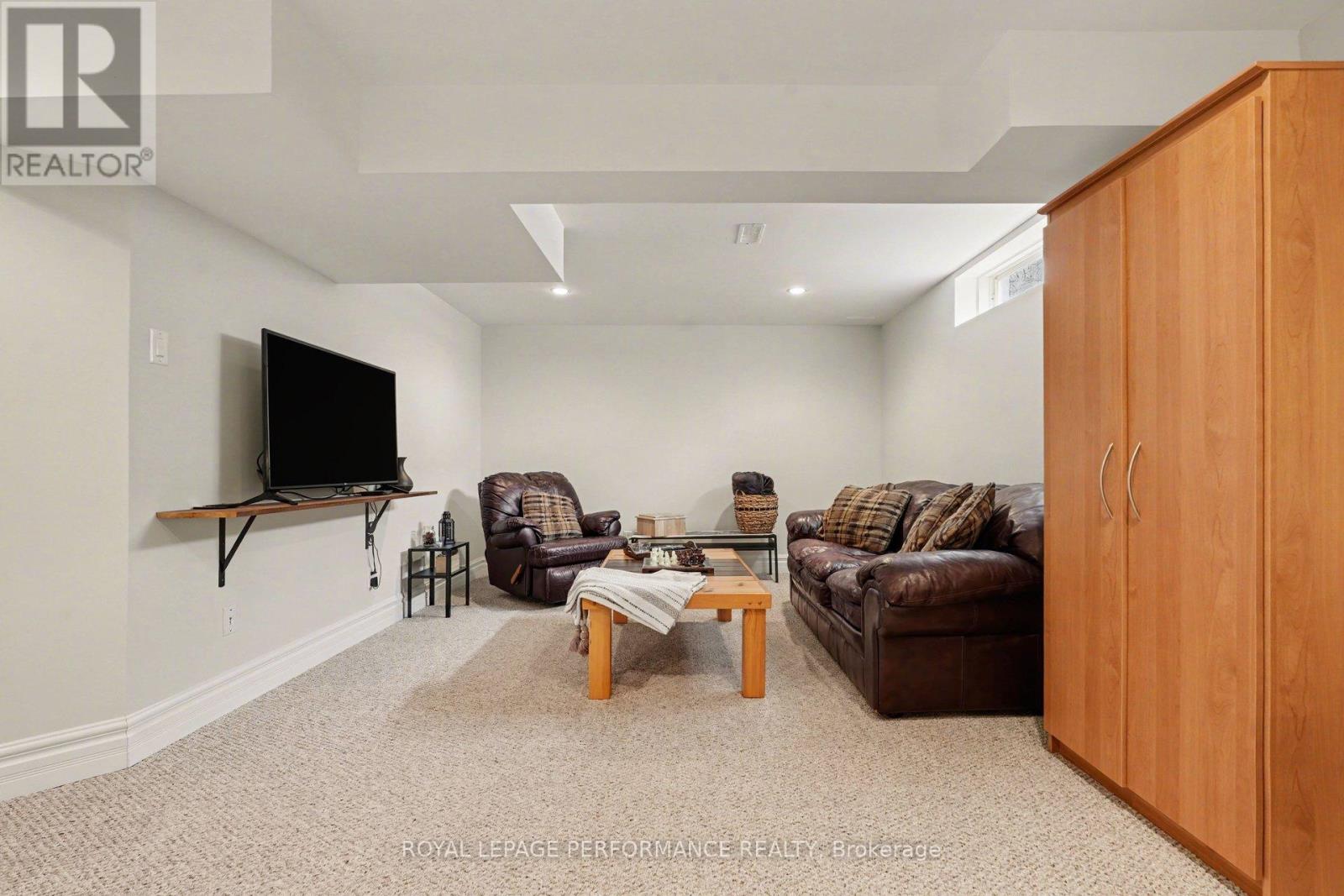 992 Ballantyne Drive, Ottawa, Ontario  K4A 4H4 - Photo 32 - X12963384