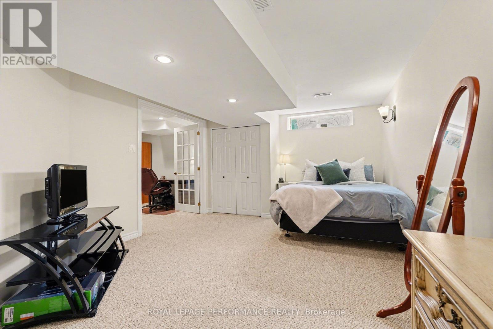 992 Ballantyne Drive, Ottawa, Ontario  K4A 4H4 - Photo 34 - X12963384