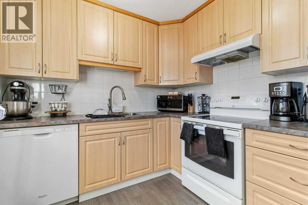 1003, 3907 39 Street, Red Deer, Alberta  T4N 0M6 - Photo 10 - A2299283