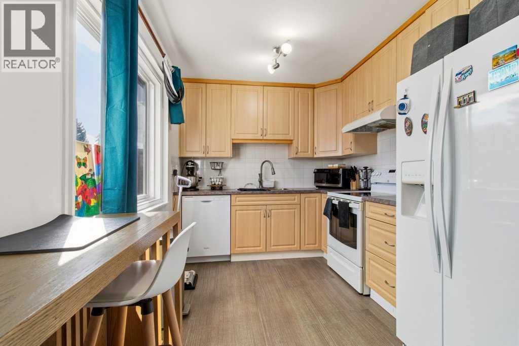 1003, 3907 39 Street, Red Deer, Alberta  T4N 0M6 - Photo 9 - A2299283