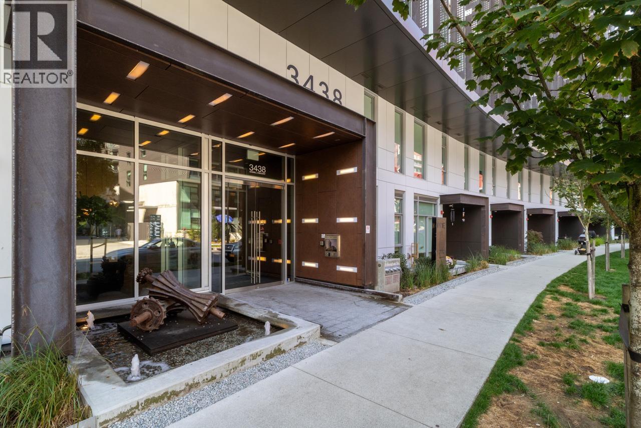 Listing Picture 38 of 40 : 4 8508 JACK UPPAL STREET, Vancouver / 溫哥華 - 魯藝地產 Yvonne Lu Group - MLS Medallion Club Member