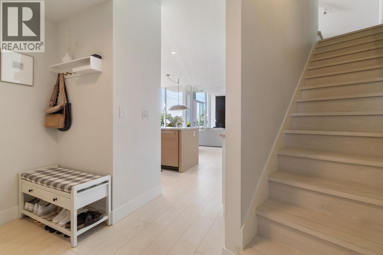 Listing Picture 19 of 40 : 4 8508 JACK UPPAL STREET, Vancouver / 溫哥華 - 魯藝地產 Yvonne Lu Group - MLS Medallion Club Member