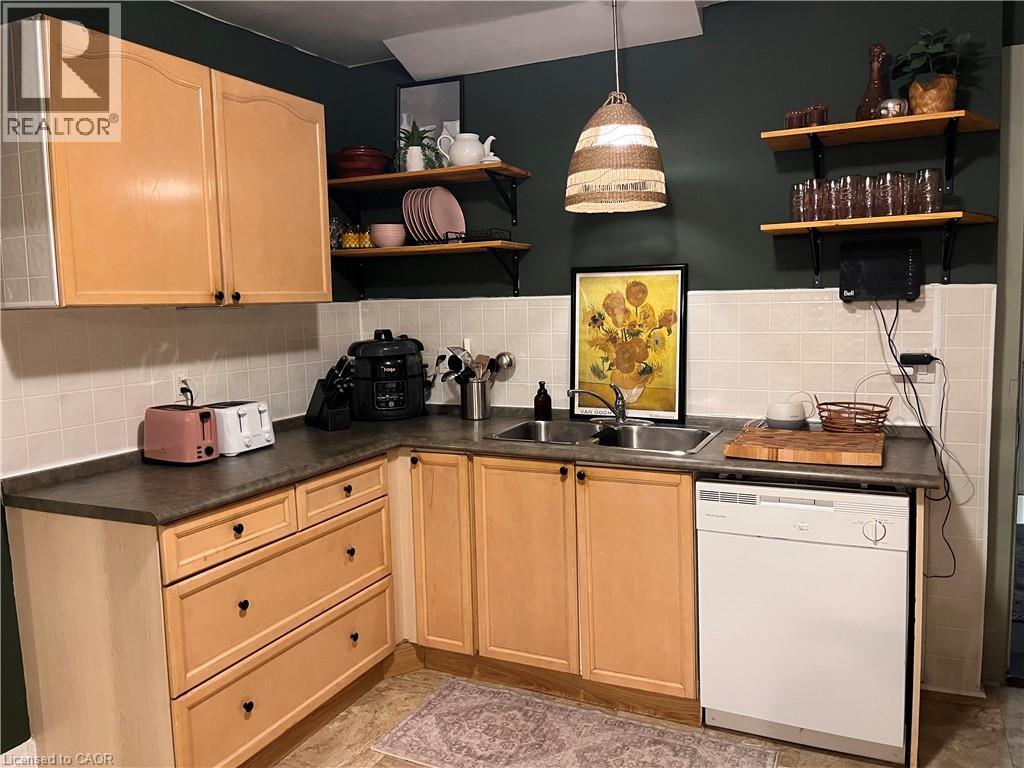 134 Queen Street, Dunnville, Ontario  N1A 1H7 - Photo 19 - 40817760